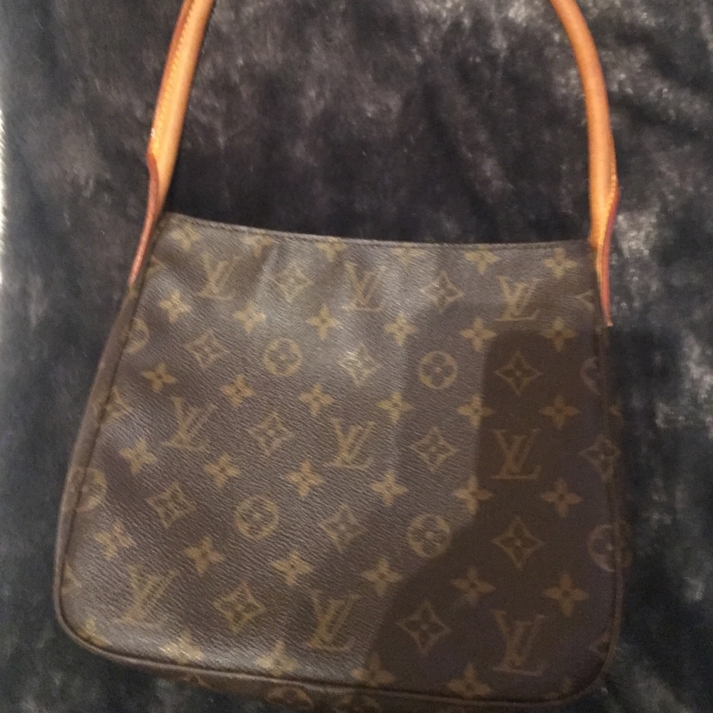 Louis Vuitton Looping handbag